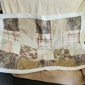 Cream and White Quilted Bedding with Rustic Patchwork Design